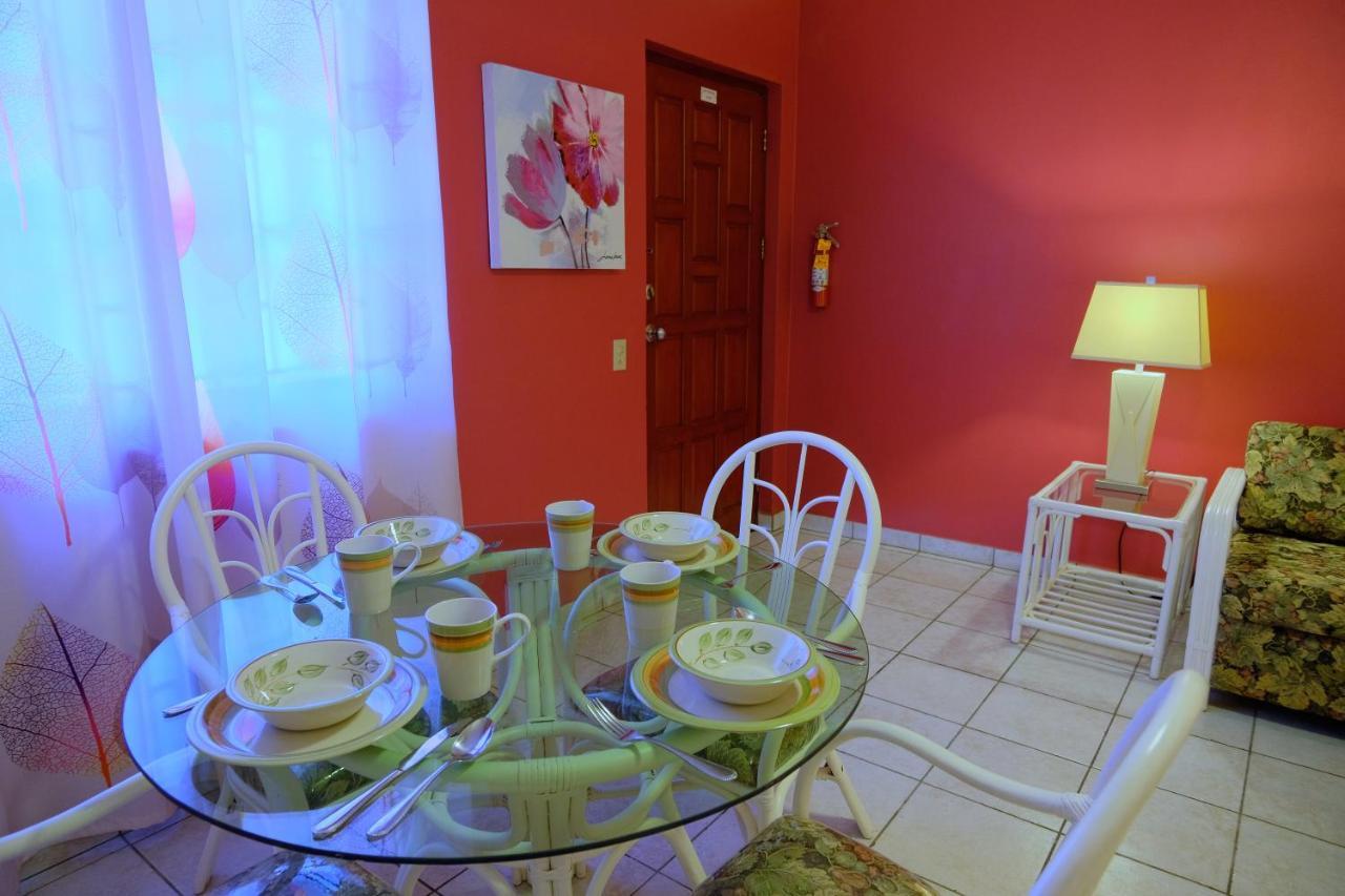 Aruba Quality Apartments & Suites Palm Beach Buitenkant foto