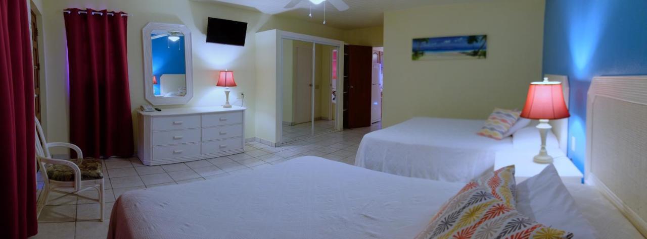 Aruba Quality Apartments & Suites Palm Beach Buitenkant foto