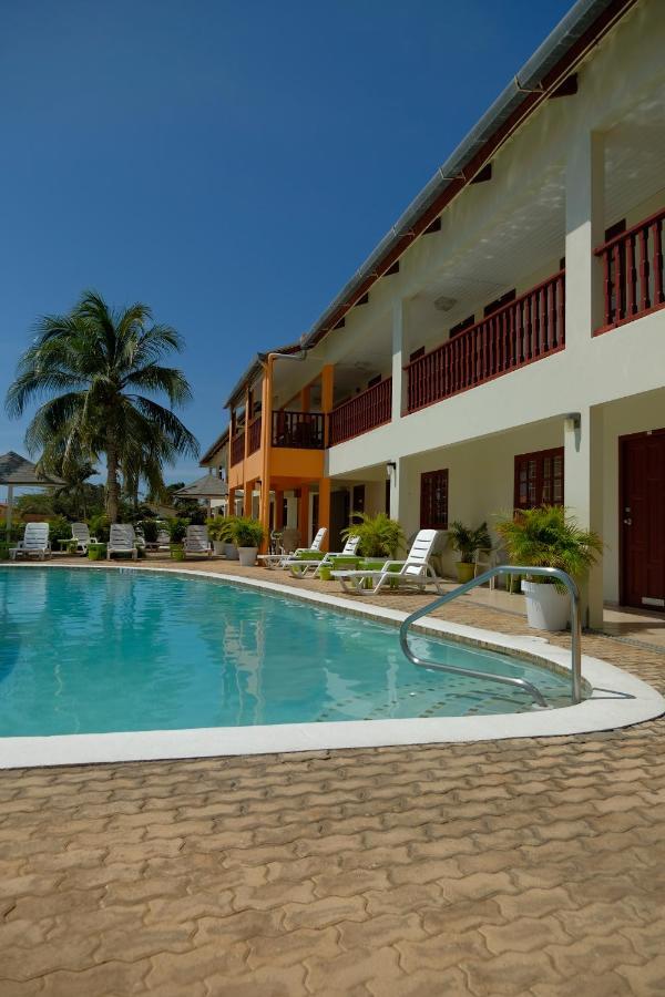 Aruba Quality Apartments & Suites Palm Beach Buitenkant foto