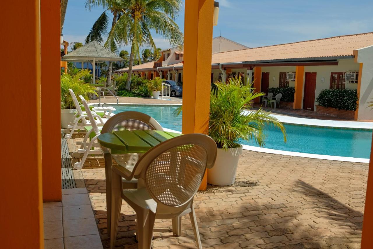 Aruba Quality Apartments & Suites Palm Beach Buitenkant foto