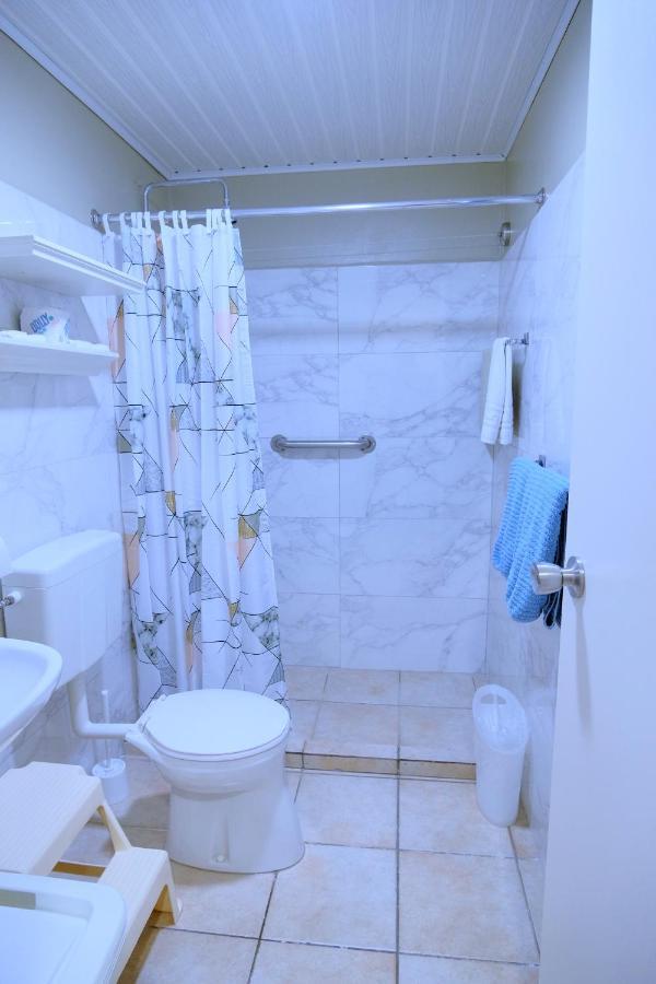 Aruba Quality Apartments & Suites Palm Beach Buitenkant foto